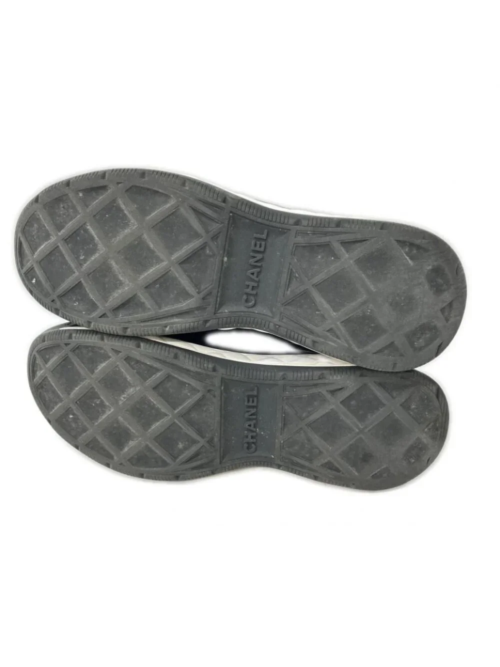 Chanel CC Logo Mixed Fiber Low Cut Sneakers